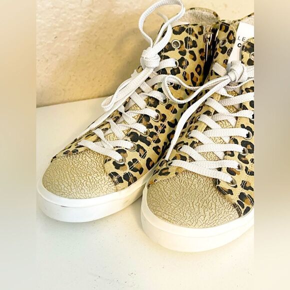 LEATHER CROWN MID TOPS in leopard print and gold metallic leather. New - Picture 14 of 14